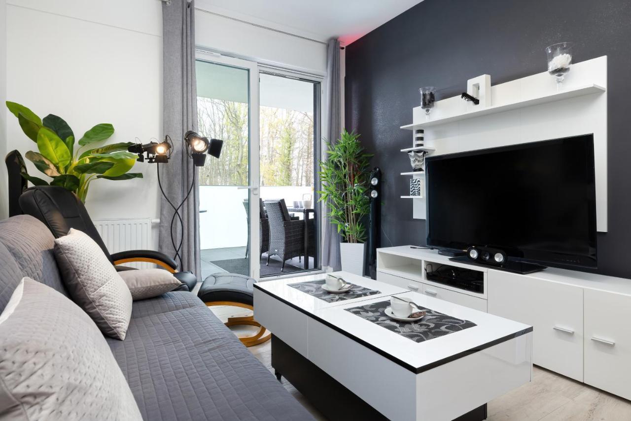 Platinium Apartment By Renters Prestige Rewal Extérieur photo